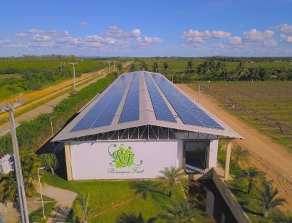 packing house com placas solares